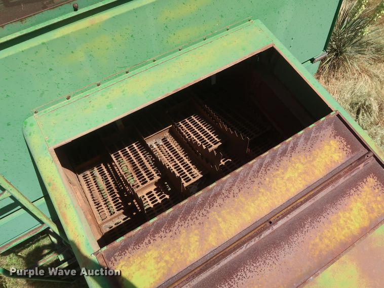 image for item GS9905 (3) John Deere combines