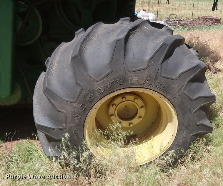 image for item GS9905 (3) John Deere combines