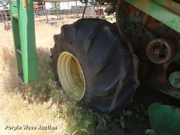 image for item GS9905 (3) John Deere combines