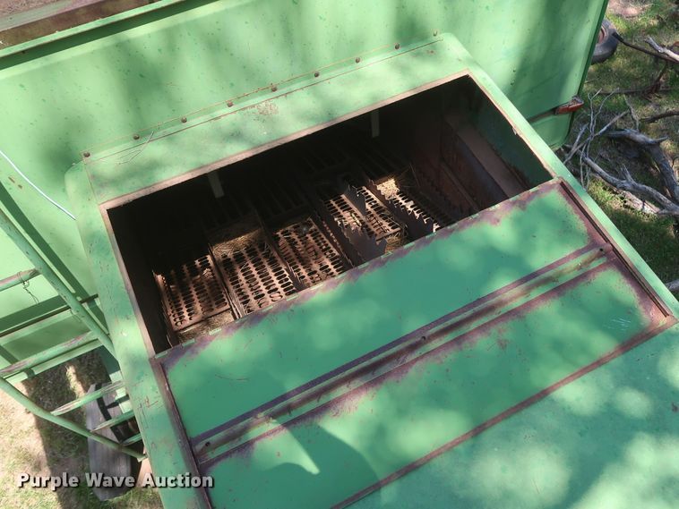 image for item GS9905 (3) John Deere combines