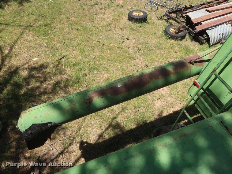 image for item GS9905 (3) John Deere combines