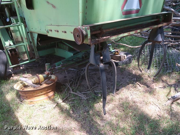 image for item GS9905 (3) John Deere combines