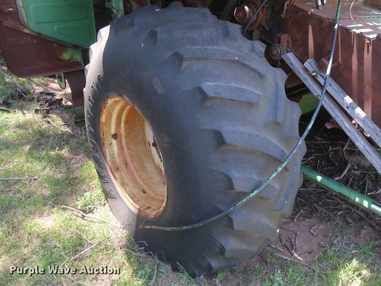 image for item GS9905 (3) John Deere combines