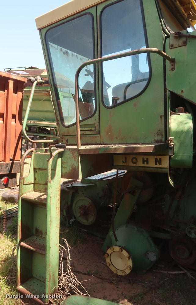 image for item GS9905 (3) John Deere combines