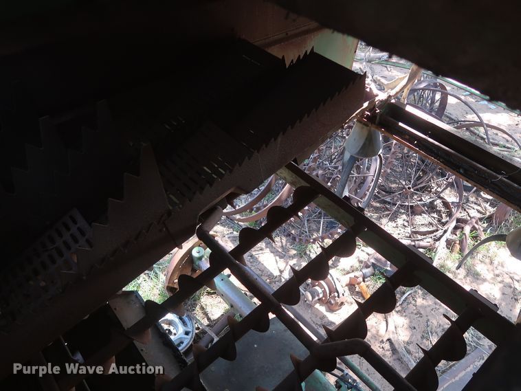 image for item GS9905 (3) John Deere combines