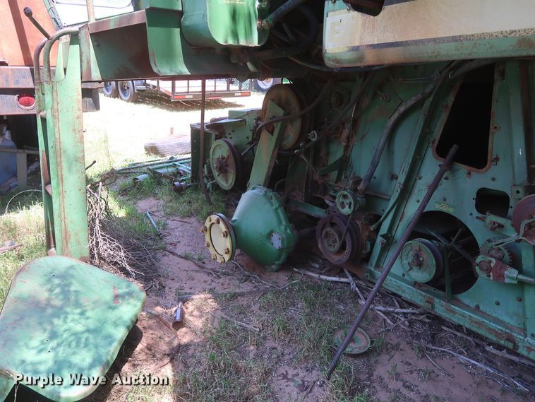 image for item GS9905 (3) John Deere combines