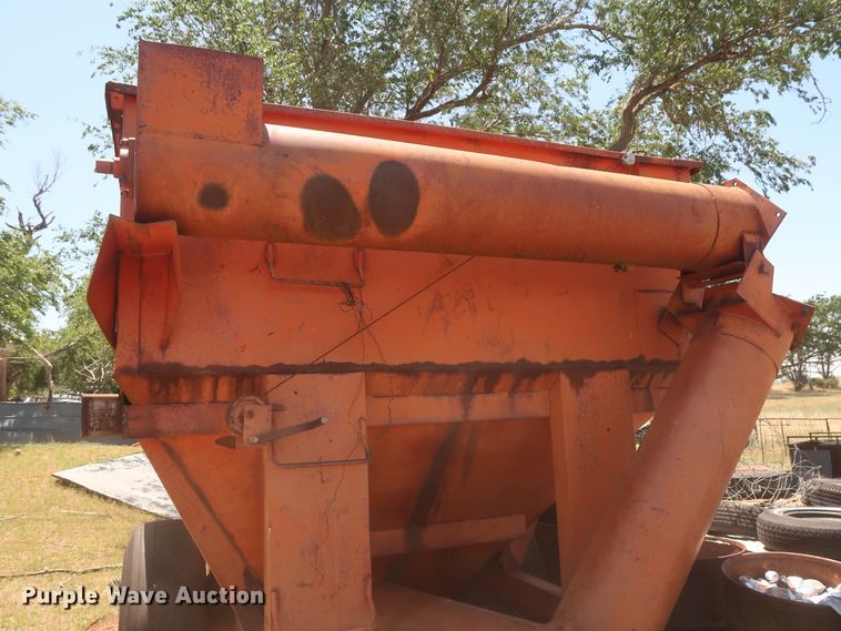 image for item GS9906 Grain cart
