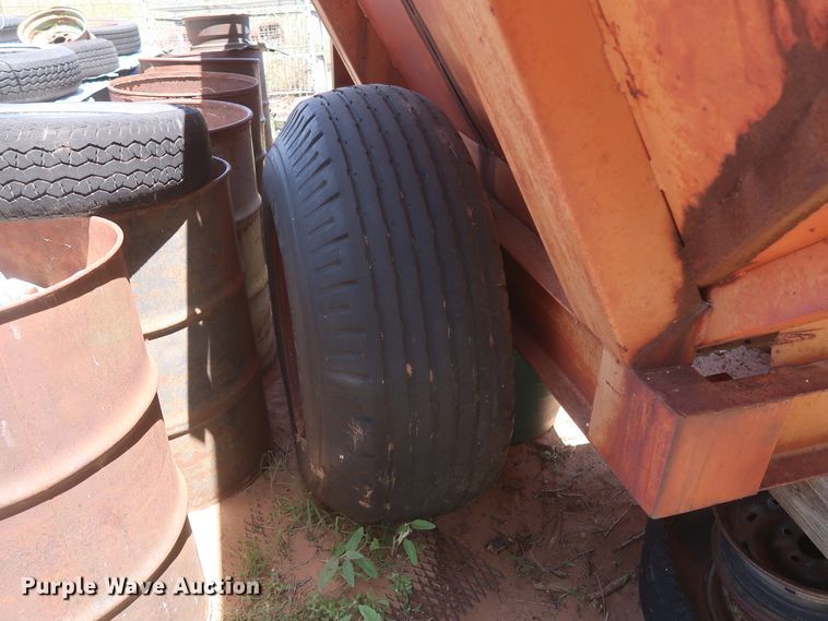 image for item GS9906 Grain cart