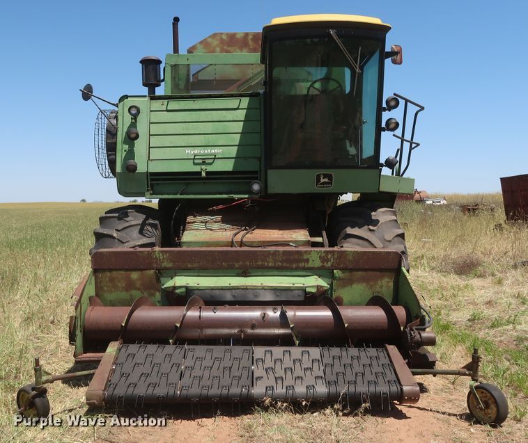 image for item GS9908 1981 John Deere 7720 Turbo combine