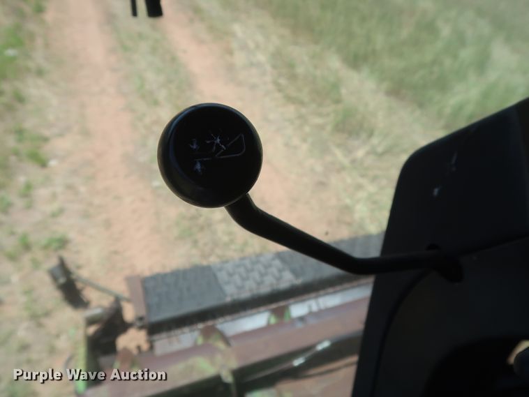 image for item GS9908 1981 John Deere 7720 Turbo combine