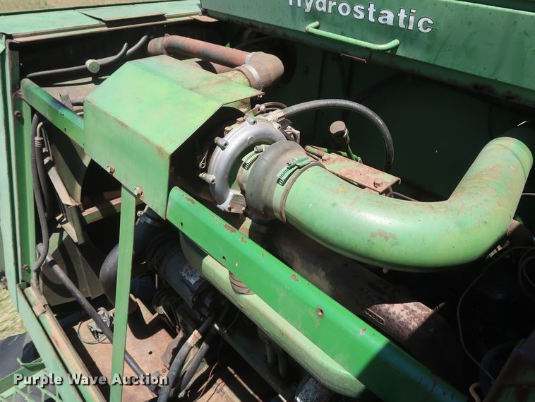 image for item GS9908 1981 John Deere 7720 Turbo combine