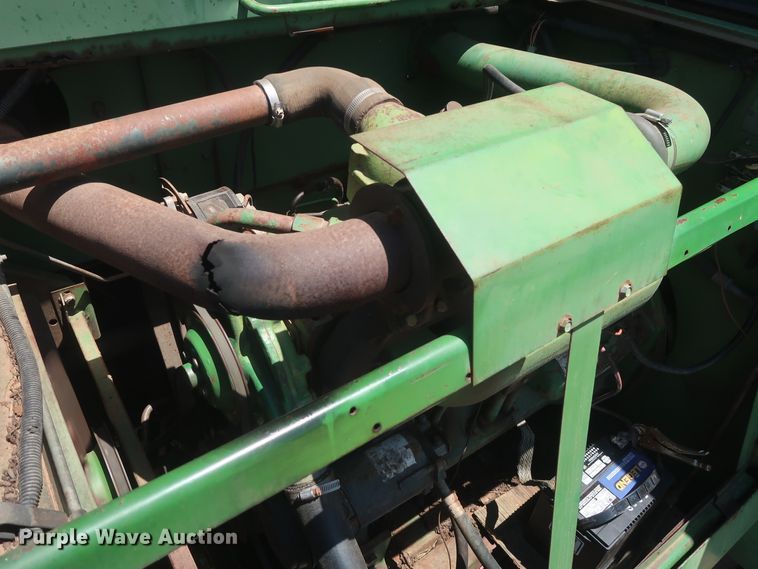 image for item GS9908 1981 John Deere 7720 Turbo combine
