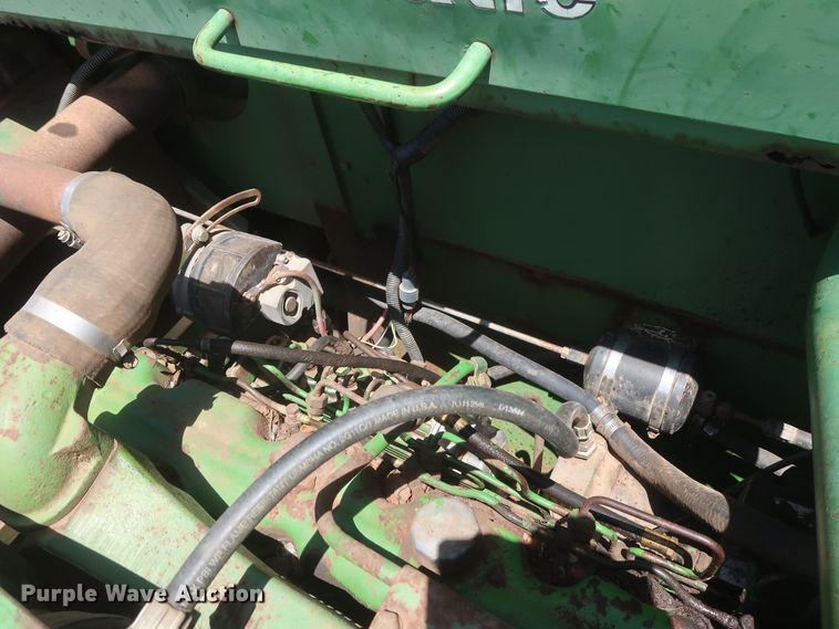 image for item GS9908 1981 John Deere 7720 Turbo combine