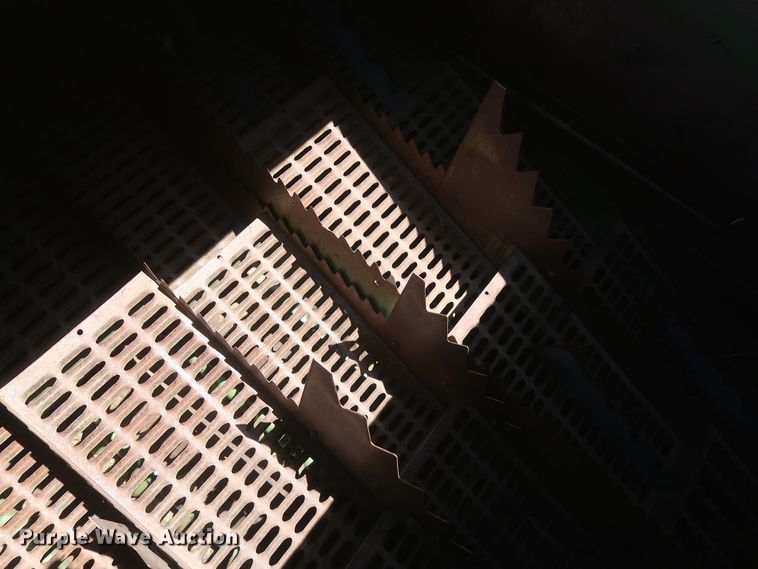 image for item GS9908 1981 John Deere 7720 Turbo combine