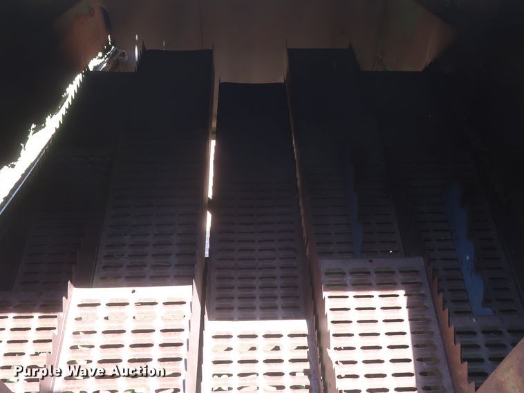 image for item GS9908 1981 John Deere 7720 Turbo combine