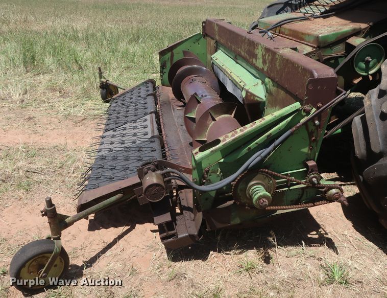 image for item GS9908 1981 John Deere 7720 Turbo combine