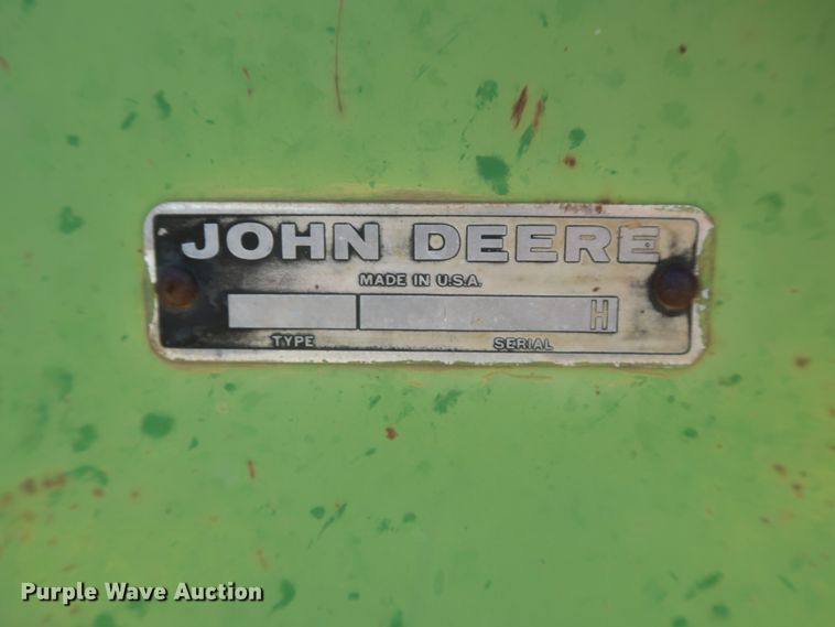 image for item GS9908 1981 John Deere 7720 Turbo combine