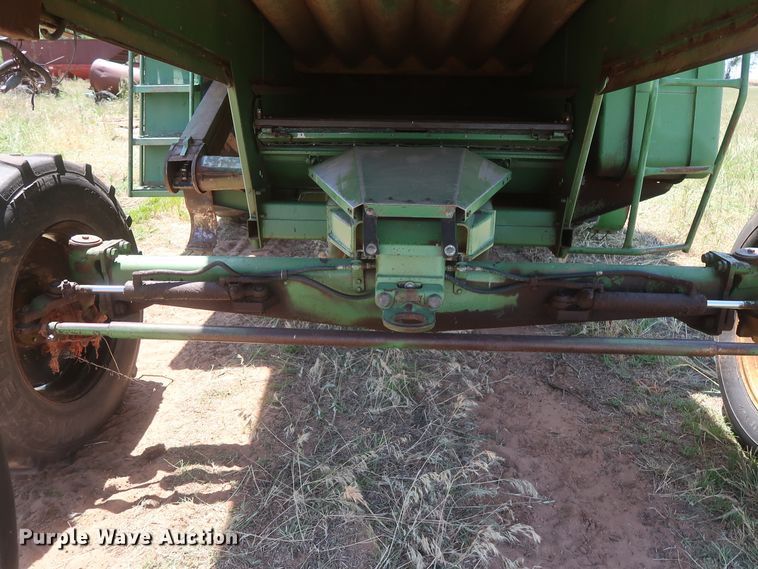 image for item GS9908 1981 John Deere 7720 Turbo combine