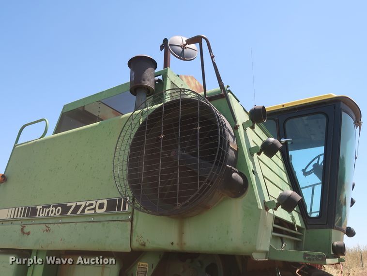 image for item GS9908 1981 John Deere 7720 Turbo combine