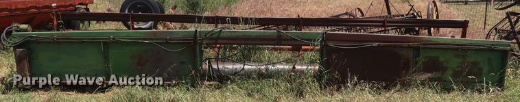 image for item GS9908 1981 John Deere 7720 Turbo combine