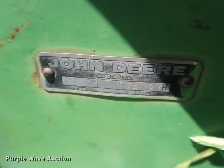 image for item GS9908 1981 John Deere 7720 Turbo combine
