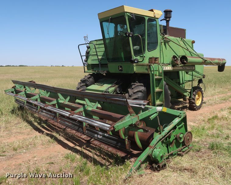 image for item GS9912 John Deere 7700 Turbo combine