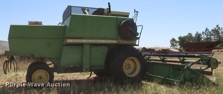 image for item GS9912 John Deere 7700 Turbo combine