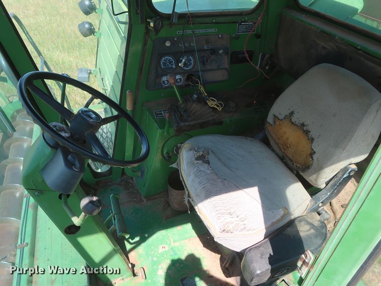 image for item GS9912 John Deere 7700 Turbo combine