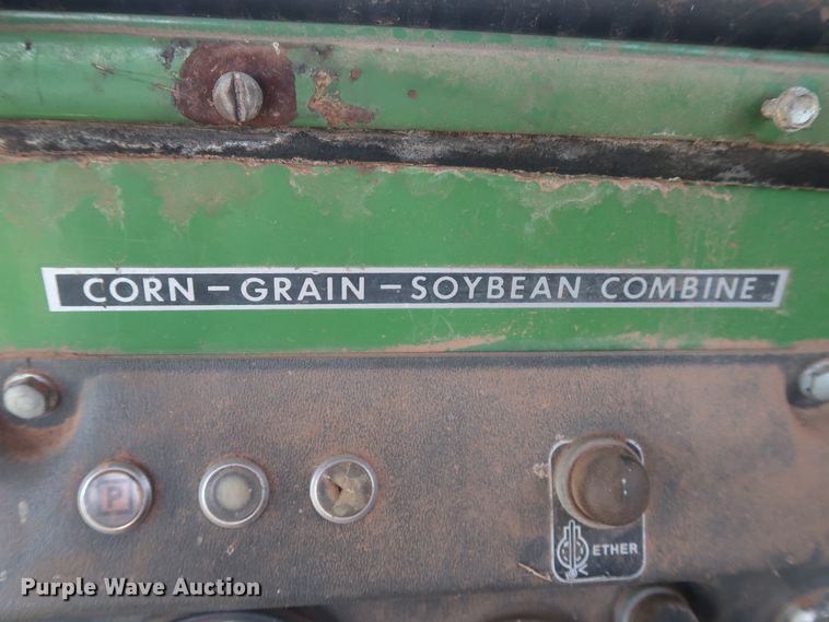 image for item GS9912 John Deere 7700 Turbo combine