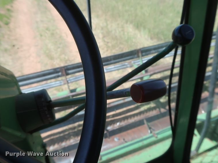 image for item GS9912 John Deere 7700 Turbo combine