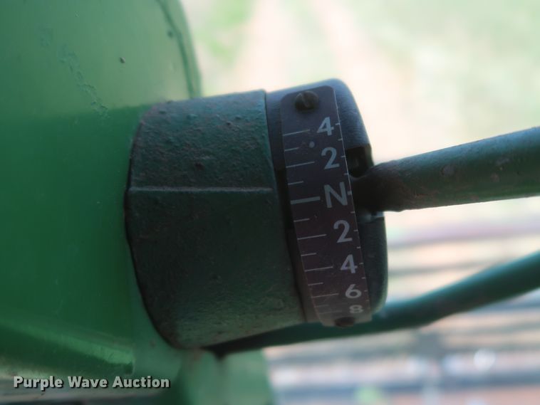 image for item GS9912 John Deere 7700 Turbo combine