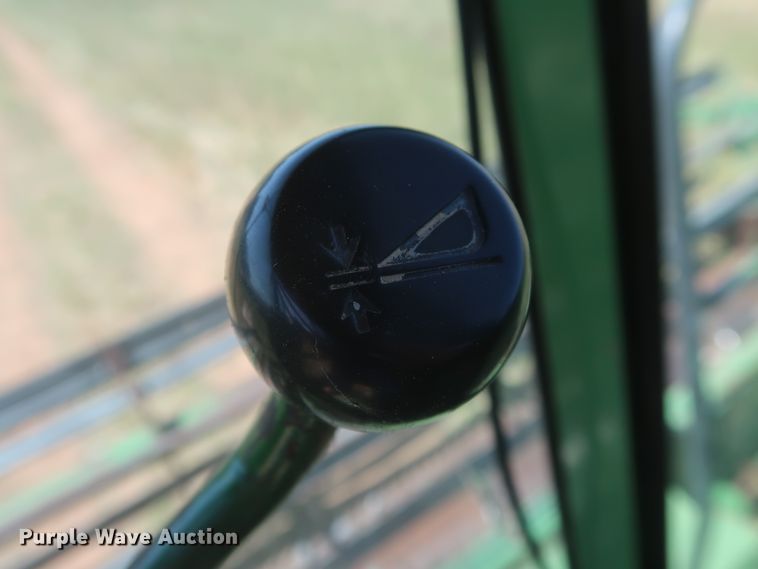 image for item GS9912 John Deere 7700 Turbo combine