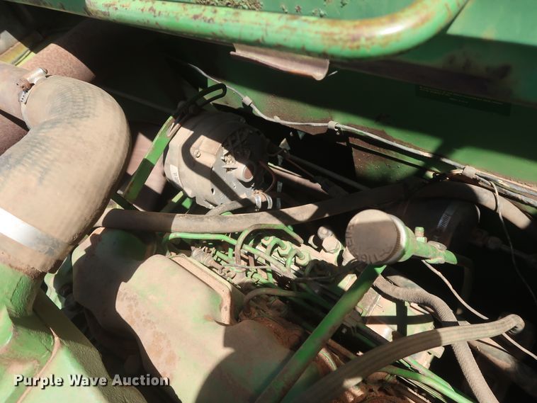image for item GS9912 John Deere 7700 Turbo combine