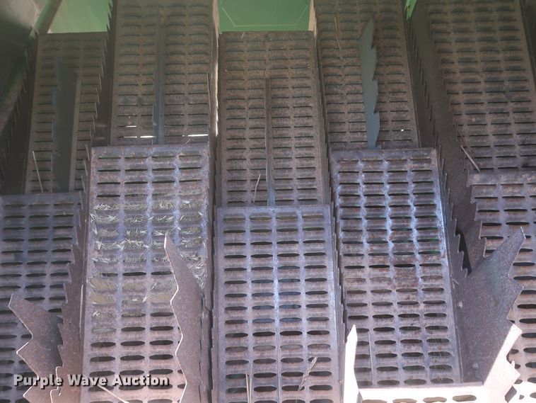 image for item GS9912 John Deere 7700 Turbo combine