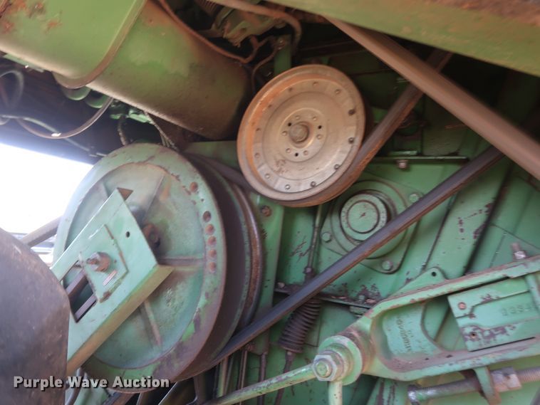 image for item GS9912 John Deere 7700 Turbo combine