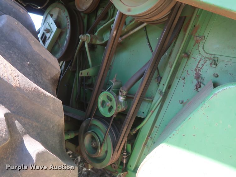 image for item GS9912 John Deere 7700 Turbo combine