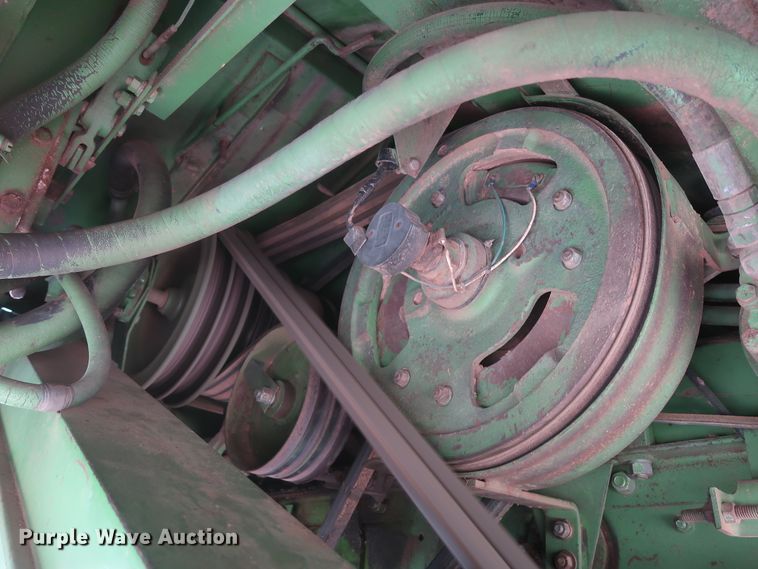 image for item GS9912 John Deere 7700 Turbo combine