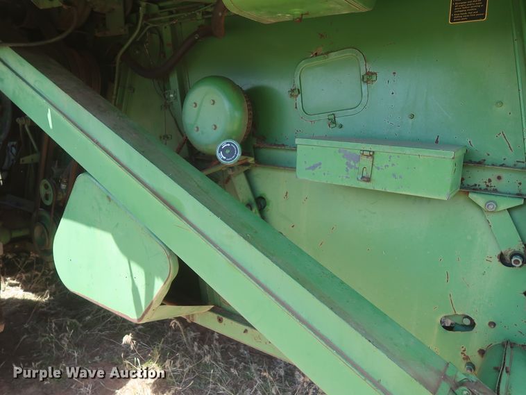 image for item GS9912 John Deere 7700 Turbo combine