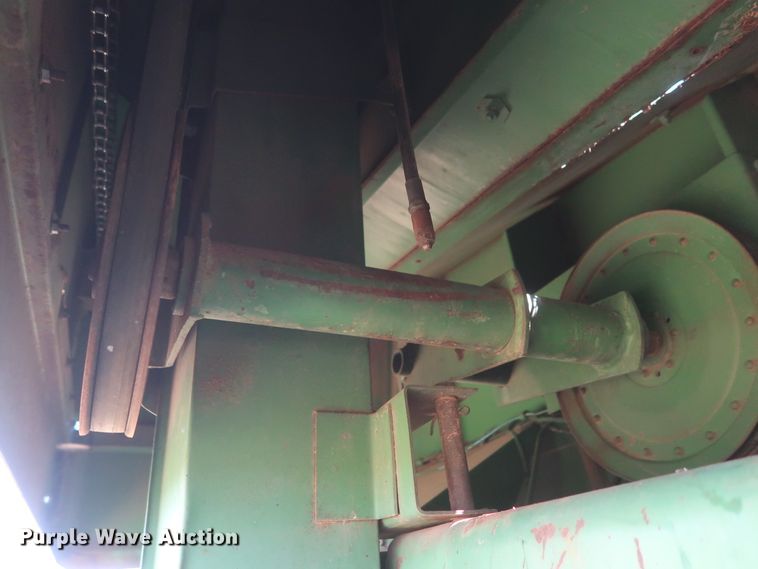 image for item GS9912 John Deere 7700 Turbo combine