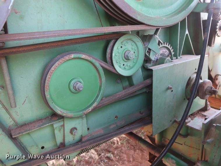 image for item GS9912 John Deere 7700 Turbo combine