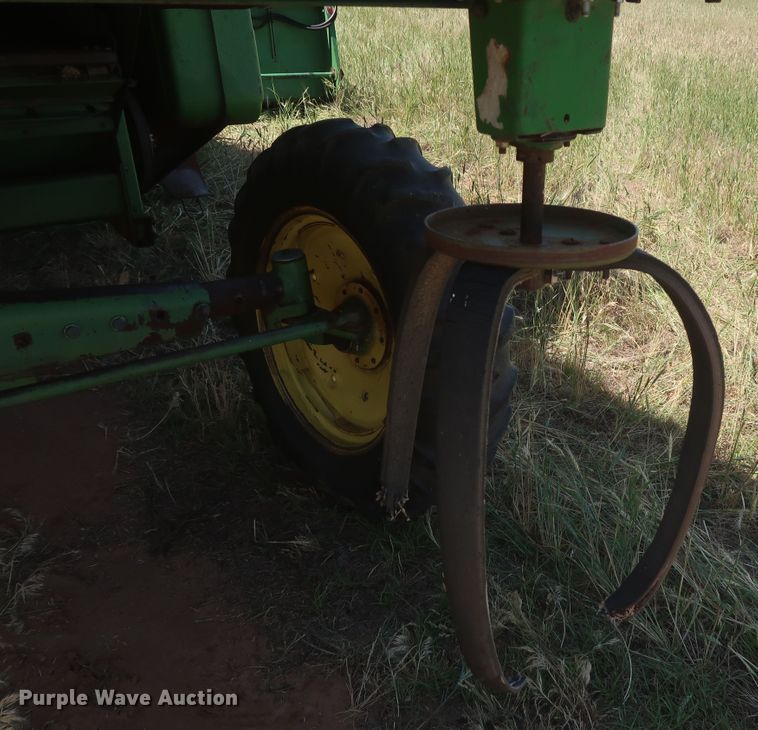 image for item GS9912 John Deere 7700 Turbo combine