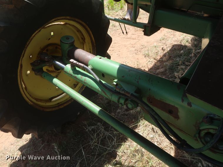 image for item GS9912 John Deere 7700 Turbo combine