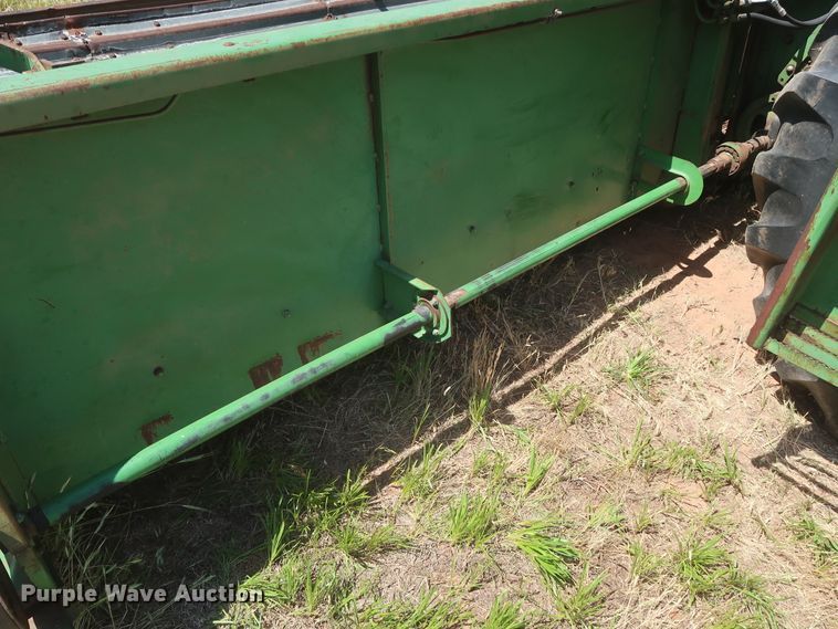 image for item GS9912 John Deere 7700 Turbo combine