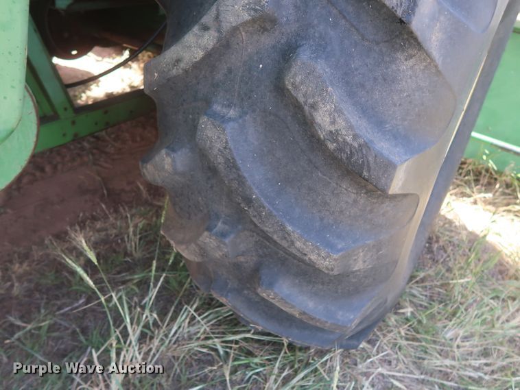 image for item GS9912 John Deere 7700 Turbo combine