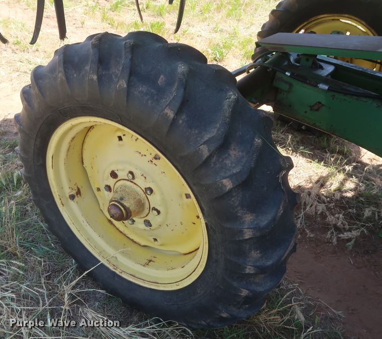 image for item GS9912 John Deere 7700 Turbo combine