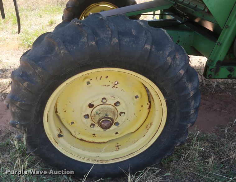 image for item GS9912 John Deere 7700 Turbo combine