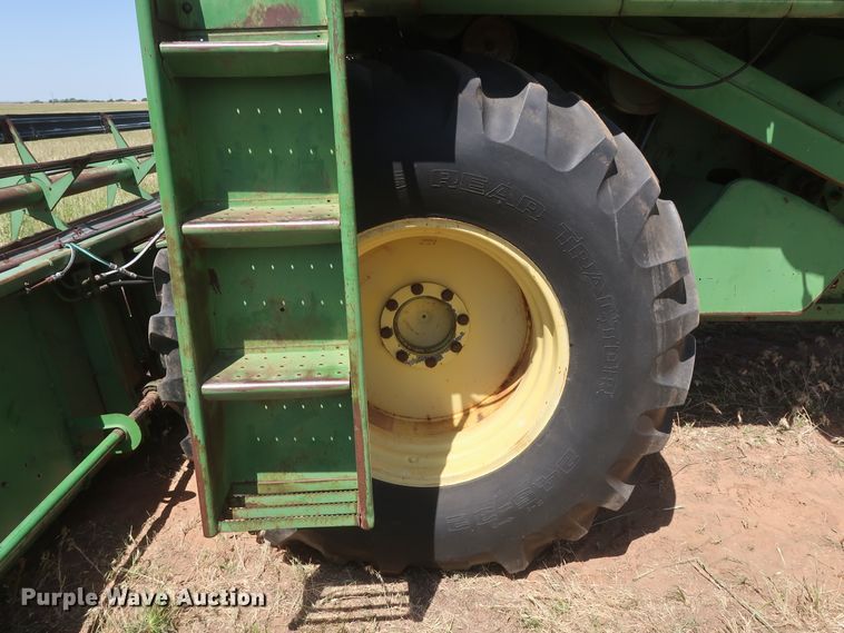 image for item GS9912 John Deere 7700 Turbo combine