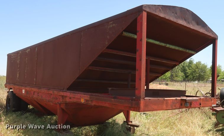 image for item GS9914 Hereford double hopper bottom grain trailer