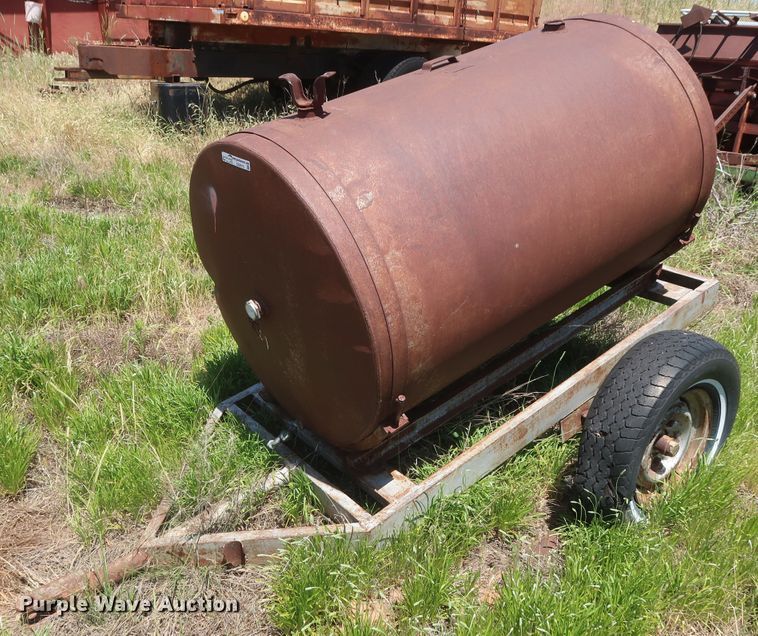 image for item GS9915 Willbron Bros tank trailer