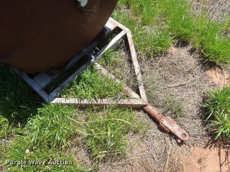 image for item GS9915 Willbron Bros tank trailer